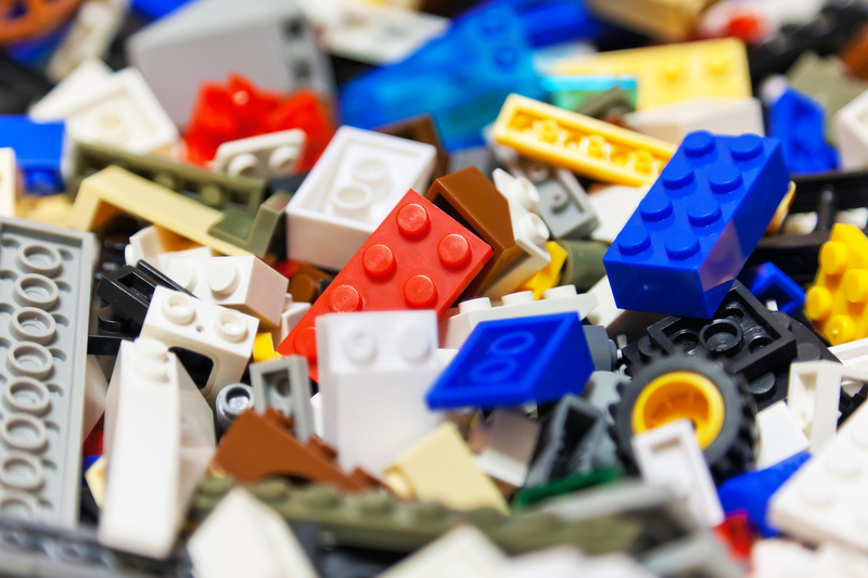 Liberation from Mess: Insights into Clutter Removal